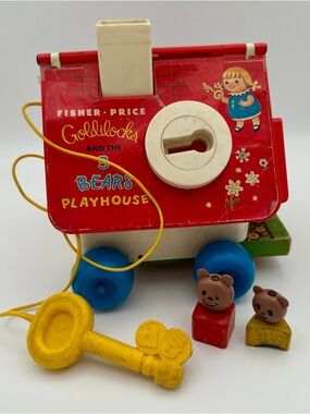 Vintage 1967 Fisher-Price Goldilocks & 3 Bears Playhouse #151 Pull Toy w/ Key